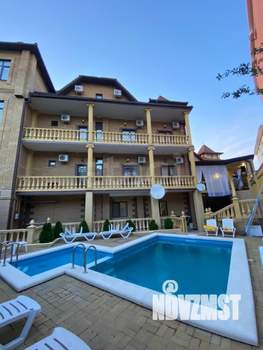 Дом 442м&sup2;, 4-этажный, участок 6 сот.  