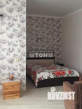 Коттедж 80м&sup2;, 3-этажный, участок 2 сот.  