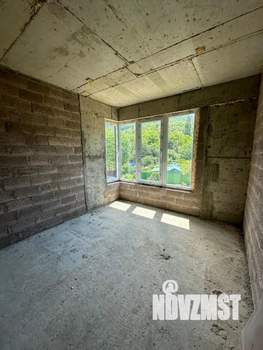 Дом 291м&sup2;, 3-этажный, участок 3 сот.  