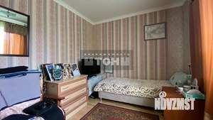 Коттедж 235м², 3-этажный, участок 6 сот.  