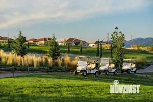 Дом 242м², 2-этажный, участок 3 сот.  