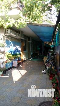 Дом 392м&sup2;, 4-этажный, участок 3 сот.  