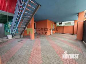 Дом 320м&sup2;, 3-этажный, участок 3 сот.  