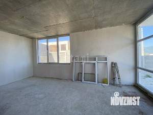 Дом 185м&sup2;, 3-этажный, участок 2 сот.  