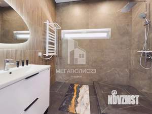 Дом 600м&sup2;, 1-этажный, участок 6 сот.  