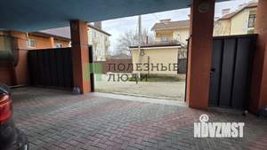 Дом 320м&sup2;, 3-этажный, участок 3 сот.  