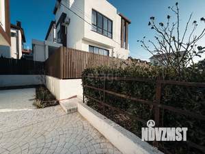 Дом 190м&sup2;, 3-этажный, участок 3 сот.  