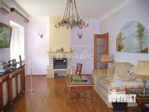 Дом 516м&sup2;, 4-этажный, участок 8 сот.  