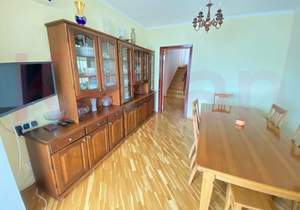 Дом 480м², 3-этажный, участок 4 сот.  