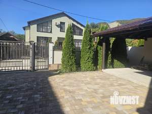 Дом 174м², 2-этажный, участок 3 сот.  