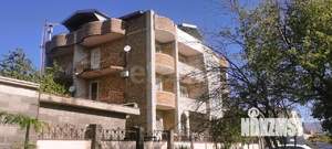 Дом 450м&sup2;, 3-этажный, участок 6 сот.  