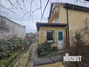 Дом 137м&sup2;, 3-этажный, участок 6 сот.  