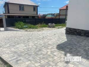 Дом 330м&sup2;, 3-этажный, участок 4 сот.  