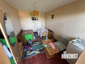 Дом 180м&sup2;, 2-этажный, участок 10 сот.  