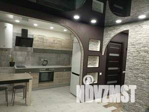 Дом 70м&sup2;, 2-этажный, участок 4 сот.  