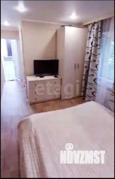 Дом 132м&sup2;, 2-этажный, участок 4 сот.  