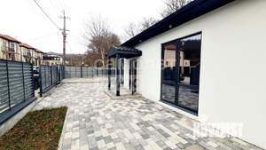 Дом 135м&sup2;, 1-этажный, участок 6 сот.  