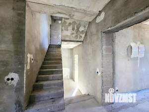 Коттедж 347м², 3-этажный, участок 8 сот.  