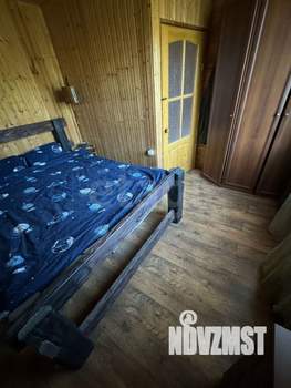 Дом 100м&sup2;, 2-этажный, участок 11 сот.  