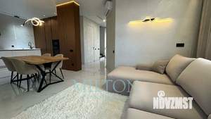 Дом 225м², 3-этажный, участок 3 сот.  