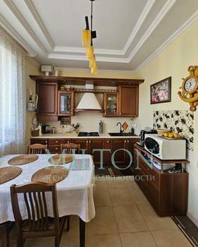 Дом 105м², 2-этажный, участок 1 сот.  