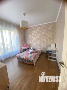 Дом 177м&sup2;, 2-этажный, участок 4 сот.  