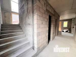 Дом 337м², 2-этажный, участок 10 сот.  