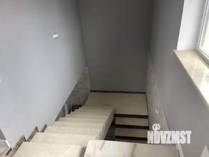 Дом 210м&sup2;, 3-этажный, участок 3 сот.  