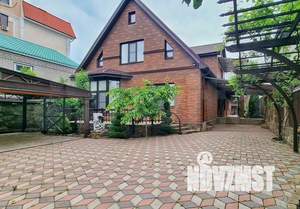 Дом 430м², 2-этажный, участок 8 сот.  