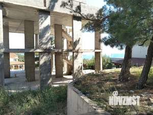 Дом 209м&sup2;, 3-этажный, участок 6 сот.  