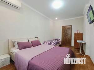 1-к квартира, посуточно, 42м2, 1/1 этаж