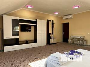 1-к квартира, посуточно, 35м2, 1/1 этаж