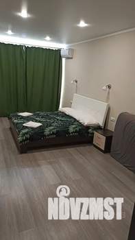 1-к квартира, посуточно, 40м2, 1/9 этаж