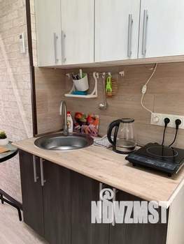 Студия квартира, посуточно, 18м2, 10/10 этаж