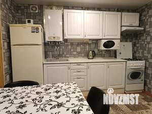 2-к квартира, посуточно, 39м2, 1/1 этаж