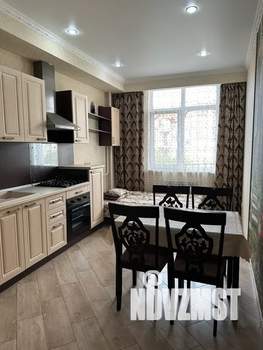 1-к квартира, посуточно, 42м2, 4/7 этаж