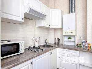 Студия квартира, посуточно, 32м2, 1/8 этаж