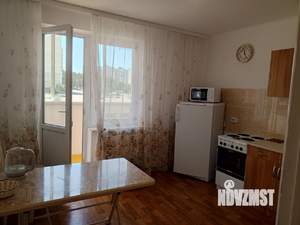 1-к квартира, посуточно, 40м2, 2/16 этаж