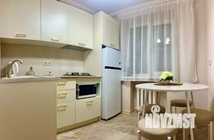 1-к квартира, посуточно, 38м2, 5/5 этаж