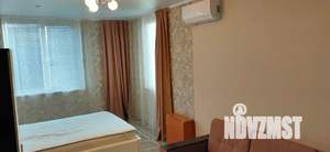 1-к квартира, посуточно, 44м2, 1/3 этаж