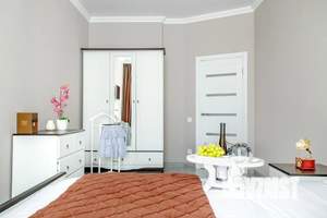 1-к квартира, посуточно, 61м2, 3/6 этаж