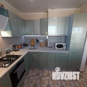 1-к квартира, посуточно, 51м2, 4/5 этаж