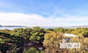2-к квартира, посуточно, 55м2, 1/1 этаж