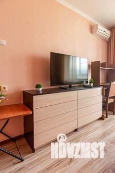 2-к квартира, посуточно, 42м2, 1/1 этаж
