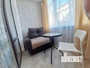 Студия квартира, посуточно, 25м2, 1/3 этаж