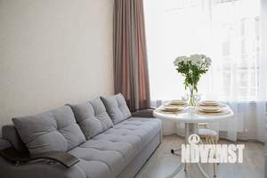 Студия квартира, посуточно, 35м2, 2/6 этаж