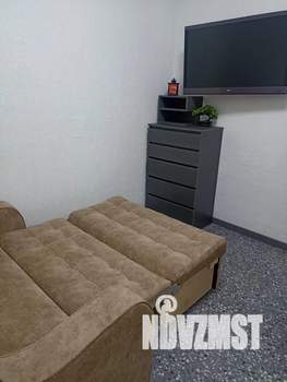 Студия квартира, посуточно, 18м2, 1/10 этаж