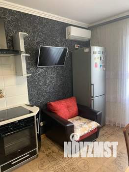 1-к квартира, посуточно, 50м2, 6/10 этаж