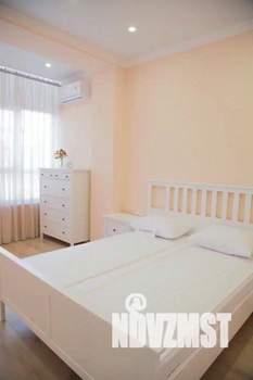 1-к квартира, посуточно, 55м2, 1/1 этаж