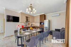 3-к квартира, посуточно, 120м2, 1/1 этаж